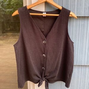 Black textured tank top